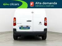 Usado Citroën Berlingo 100 CV (73 kW) 2021 Blanco Monovolumen