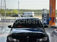 Usado BMW 318 122 CV (89 kW) 2007 Negro Berlina