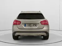 Usado Mercedes GLA200 136 CV (100 kW) 2016 Gris SUV