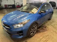 Usado Kia XCeed 141 HP (103 kW) 2020 Azul SUV