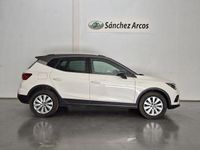 Usado Seat Arona Ecomotive 95 CV (69 kW) 2018 Blanco SUV