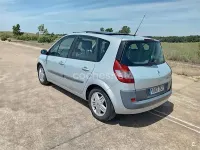 Usado Renault Scénic II Dynamique 120 CV (88 kW) 2004 Gris / plata Monovolumen