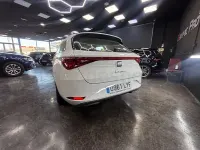 Usado Seat Leon Reference 115 CV (84 kW) 2022 Blanco Familiar