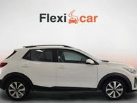 Usado Kia Stonic 84 CV (61 kW) 2023 Blanco SUV