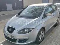 Usado Seat Altea 105 CV (77 kW) 2007 Blanco Monovolumen