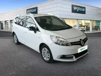 Usado Renault Scénic LIMITED 110 CV (80 kW) 2016 Blanco Monovolumen