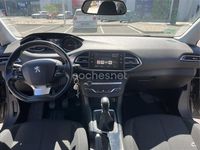 Käytetty Peugeot 308 Active 110 HP (80 kW) 2017 Harmaa Sedan