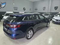 Usado Renault Mégane GrandTour Business 115 CV (84 kW) 2020 Azul Familiar
