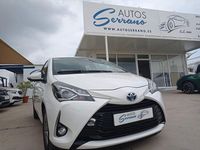 Usado Toyota Yaris Hybrid Active 100 CV (73 kW) 2020 Blanco Berlina
