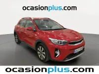 Usado Kia Stonic 101 CV (74 kW) 2024 Rojo SUV