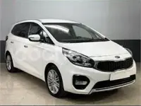 Usado Kia Carens 135 CV (99 kW) 2017 Blanco Monovolumen