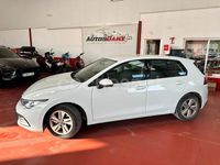 Usado VW Golf VIII Life 115 CV (84 kW) 2021 Blanco Berlina