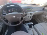 Usado Hyundai Sonata Comfort 140 CV (102 kW) 2007 Granate Berlina