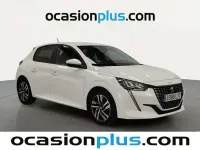 Usado Peugeot 208 Allure 102 CV (75 kW) 2021 Blanco Utilitario