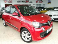 Usado Renault Twingo SE 70 CV (51 kW) 2016 Rojo Utilitario
