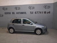 Usado Skoda Fabia 70 CV (51 kW) 2006 Azul Berlina