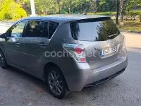 Usado Toyota Verso Advance 132 CV (97 kW) 2014 Marrón Monovolumen