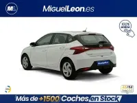 Usado Hyundai i20 100 CV (73 kW) 2022 Blanco Utilitario