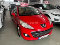Usado Peugeot 207 CC 120 CV (88 kW) 2012 Rojo Descapotable