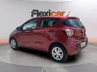 Usado Hyundai i10 GO! 67 CV (49 kW) 2018 Rojo Utilitario