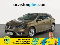 Usado Renault Mégane IV Zen 132 CV (97 kW) 2016 Marrón Berlina