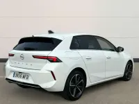 Używany Opel Astra Elegance 131 KM (96 kW) 2023 Biały Hatchback