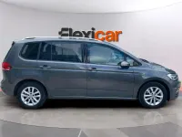 Usado VW Touran Advance 150 CV (110 kW) 2019 Gris Monovolumen
