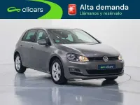 Usado VW Golf VII Advance 125 CV (91 kW) 2015 Naranja Utilitario