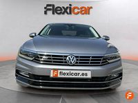 Usado VW Passat Advance 150 CV (110 kW) 2018 Gris Berlina
