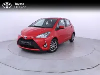 Usado Toyota Yaris Active 111 CV (81 kW) 2019 Rojo Utilitario
