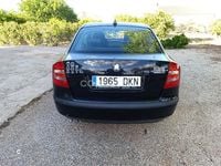 Usado Skoda Octavia Active 105 CV (77 kW) 2005 Negro Berlina