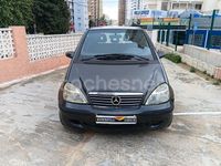Usado Mercedes A160 Avantgarde 75 CV (55 kW) 2003 Negro Monovolumen