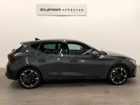 Używany Cupra Leon 150 KM (110 kW) 2024 Szary Sedan/Limuzyna