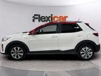 Käytetty Kia Stonic 101 HP (74 kW) 2023 Valkoinen Katumaasturi