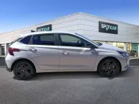 Nuevo Hyundai i20 Blackline 90 CV (66 kW) 2026 Gris Utilitario