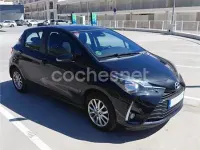 Usado Toyota Yaris City 69 CV (50 kW) 2017 Negro Berlina