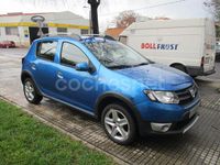 Usado Dacia Sandero Stepway 90 CV (66 kW) 2013 Azul Utilitario