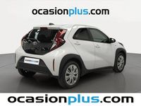 Usado Toyota Aygo X Play 72 CV (52 kW) 2023 Blanco SUV