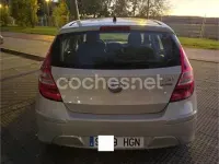 Usado Hyundai i30 Classic 90 CV (66 kW) 2011 Blanco Berlina