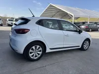 Usado Renault Clio Zen 101 CV (74 kW) 2021 Blanco Utilitario