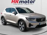 Usado Volvo XC40 Core 211 CV (155 kW) 2023 Beige SUV