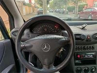 Usado Mercedes A160 Classic 60 CV (44 kW) 2001 Verde Monovolumen