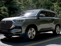 Usado Ssangyong (KGM) Rexton 165 CV (121 kW) 2005 Gris SUV