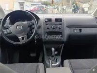 Usado VW Touran Advance 140 CV (102 kW) 2013 Gris / plata Monovolumen
