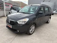 Usado Dacia Lodgy Lauréate 90 CV (66 kW) 2015 Gris / plata Monovolumen