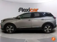 Usado Peugeot 3008 Allure 131 CV (96 kW) 2021 Gris SUV