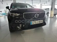 Usado Volvo XC40 Core 211 CV (155 kW) 2022 Negro SUV