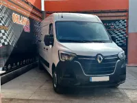 Usado Renault Master 135 CV (99 kW) 2021 Blanco Monovolumen