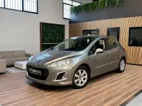 Usado Peugeot 308 Active 115 CV (84 kW) 2013 Beige Berlina