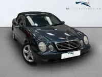 Usado Mercedes CLK230 Elegance 197 CV (144 kW) 2003 Azul Descapotable